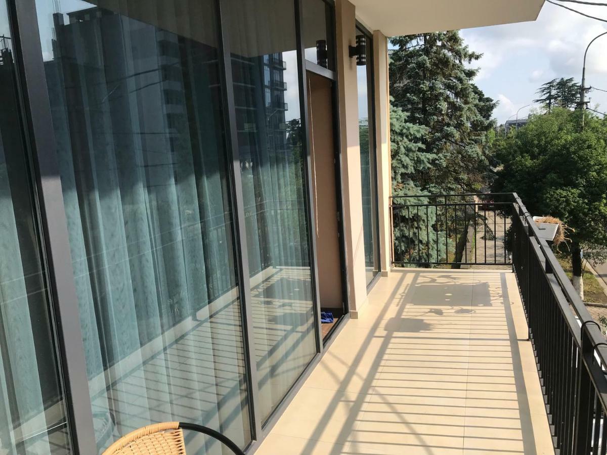 Guest House Nina Kobuleti Exterior photo